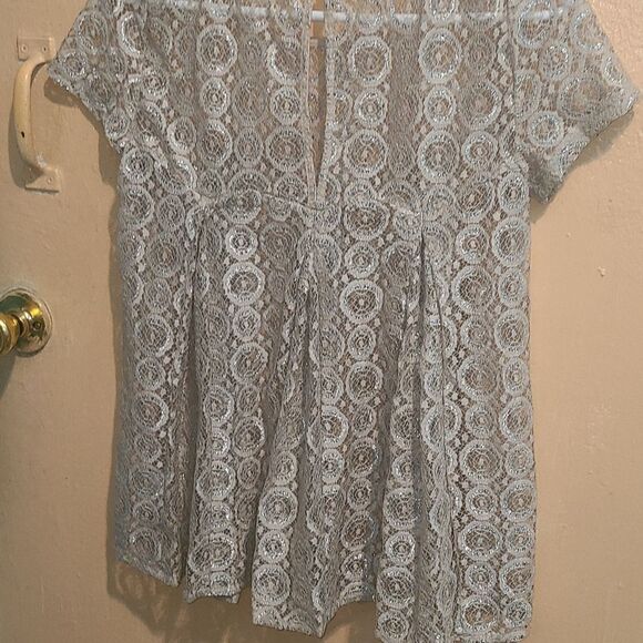 Anthropologie Akemi + Kim Cream Lace Swing Top - Picture 7 of 11